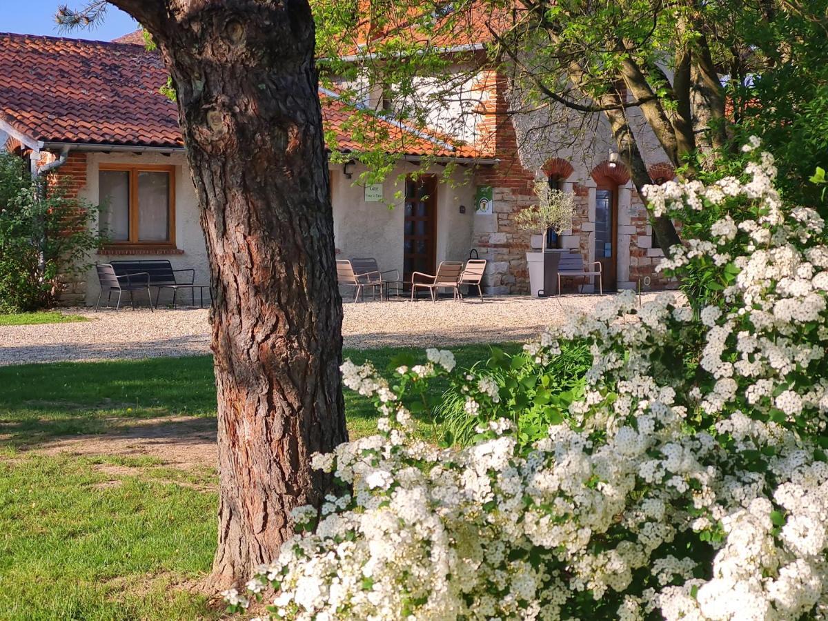 Вилла Domaine Du Cuiset - Gite Du Four A Pain Saint-Andre-sur-Vieux-Jonc Экстерьер фото